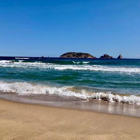 Beachfront In Costa Brava Apartman L'Estartit